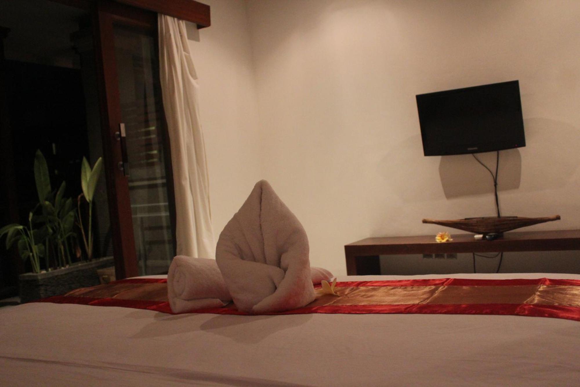 קוטה לומבוק Letos Kubu Homestay חדר תמונה